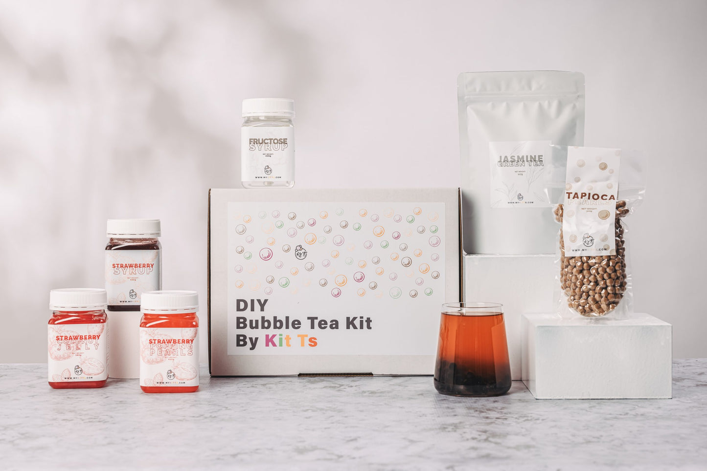 Strawberry Fruit Tea DIY Bubble Tea Kit - GIFT KIT SET